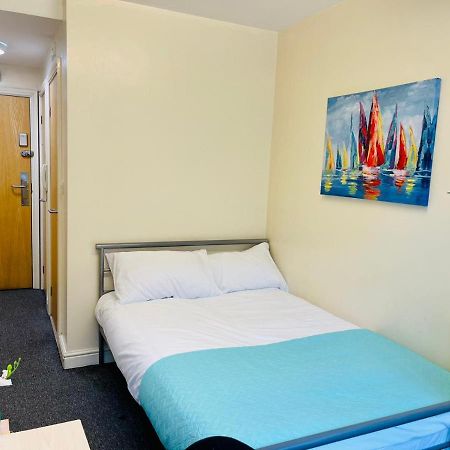 Oyo Sangha House - Short Stays Leicester Bagian luar foto