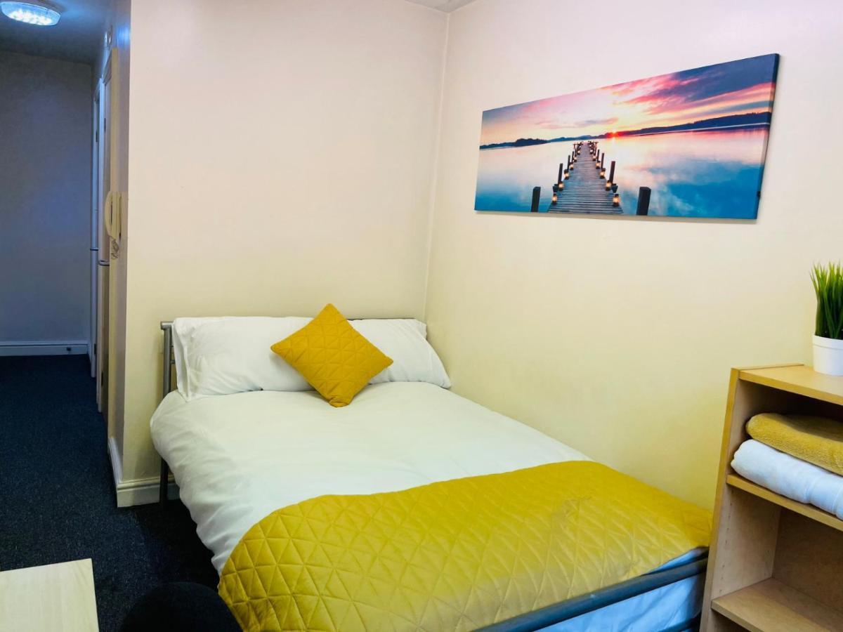 Oyo Sangha House - Short Stays Leicester Bagian luar foto
