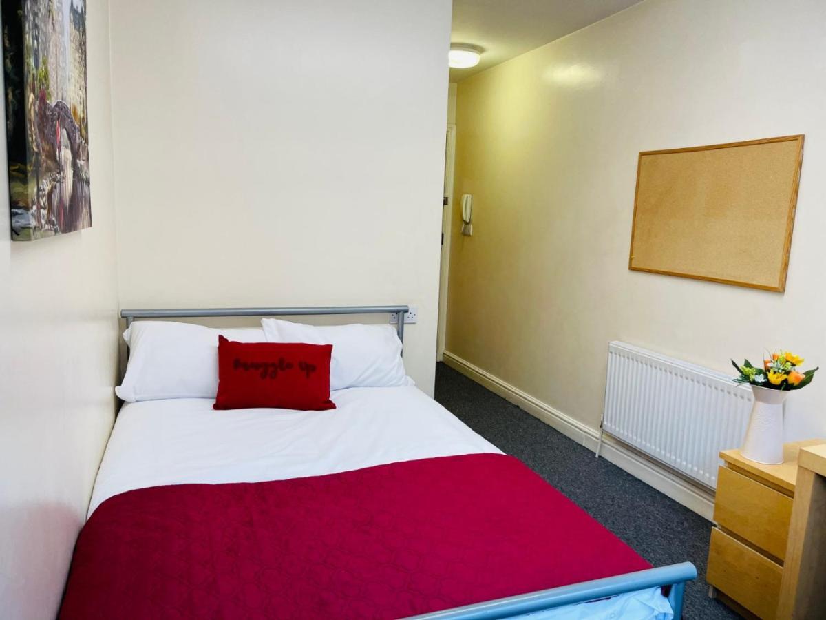 Oyo Sangha House - Short Stays Leicester Bagian luar foto